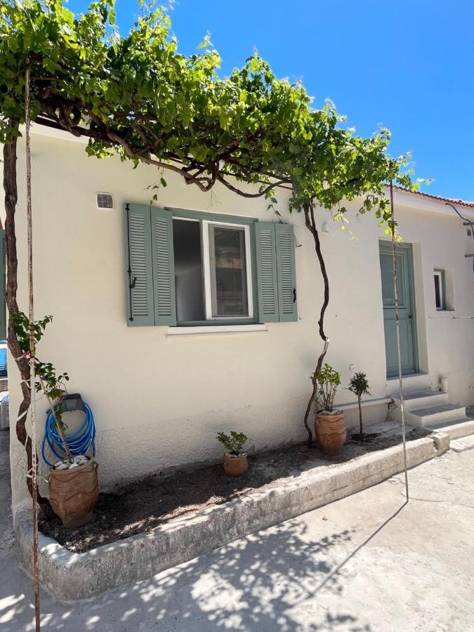 Modern Cottage On The Sea 바티 외부 사진